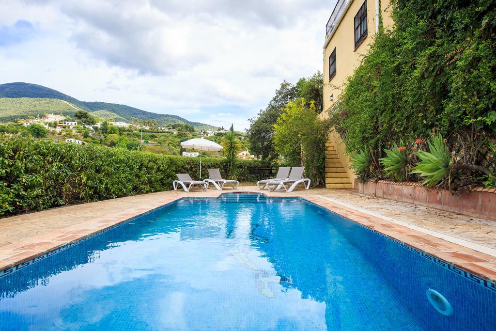 El Roble Holidays Альхаурин-эль-Гранде Экстерьер фото
